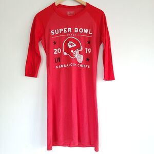 Chiefs casual dress red size M